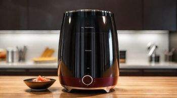 Лебедев пообещал не подрывать репутацию бренда Tefal. Лебедев пообещал не подрывать репутацию бренда Tefal.