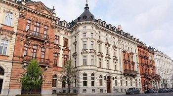 Ефимов: инвесторы приобрели у города 37 помещений в исторических зданиях Ефимов: инвесторы приобрели у города 37 помещений в исторических зданиях