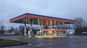 Воронежская АЗС, поврежденная при атаке ВСУ, временно прекратила работу.