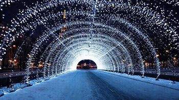 Москва украсится световыми тоннелями к праздникам Нового года.